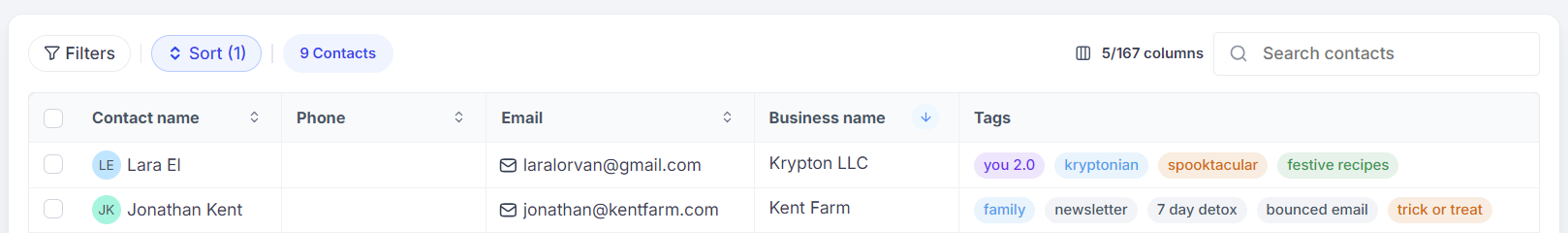 Tags shown in their colors on the contacts list
